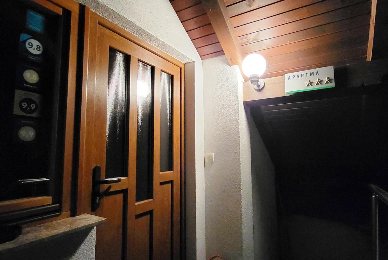 Apartments Oman Kranjska Gora Exterior photo